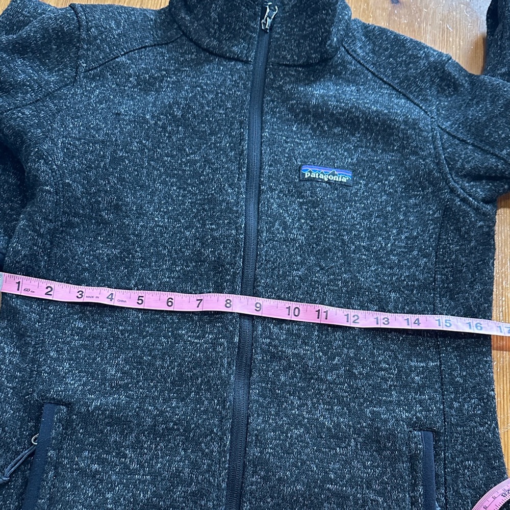 Patagonia Women's Charcoal Utility Jacket - Picture 8 of 15